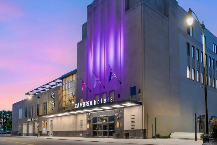 Cambria Hotel Detroit
